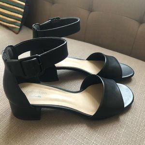 NEW Clark’s Black Heeled sandals sz 6.5